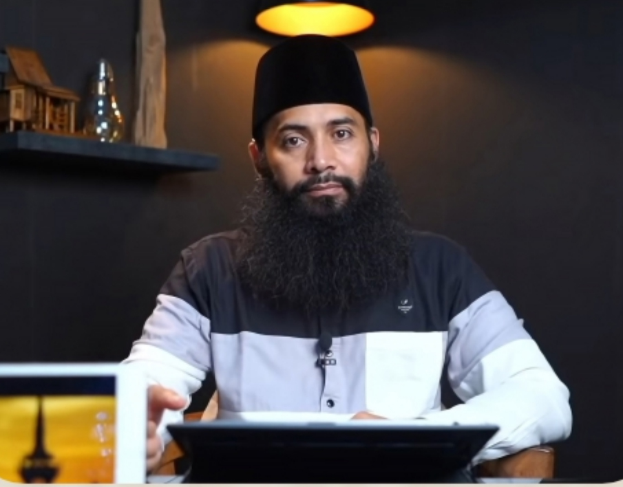 Ustadz Dr.Syafiq Riza Basalamah, Lc. MA.